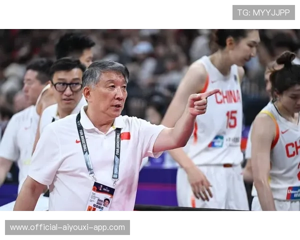 女篮球员是否应获得与男篮同等社会关注，女篮的男朋友